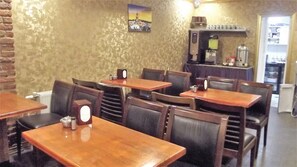 Gratis morgenmadsbuffet hver dag