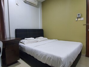 Room, 2 Bedrooms | Bed sheets - Hotel O Sena Home Homestay #819 (Miri)