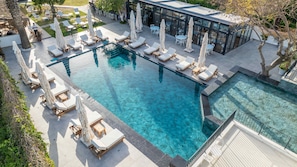 Piscine extérieure