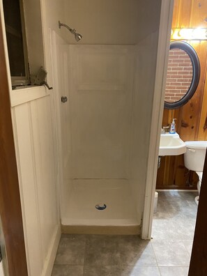 Bathtub