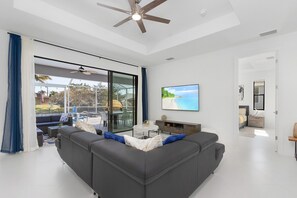 Smart TV, Netflix, books, streaming services