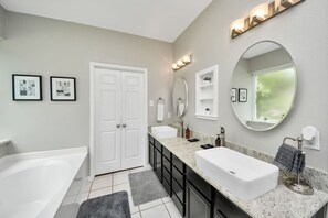 Luokittelematon kuva, 4 kautta 59, painike