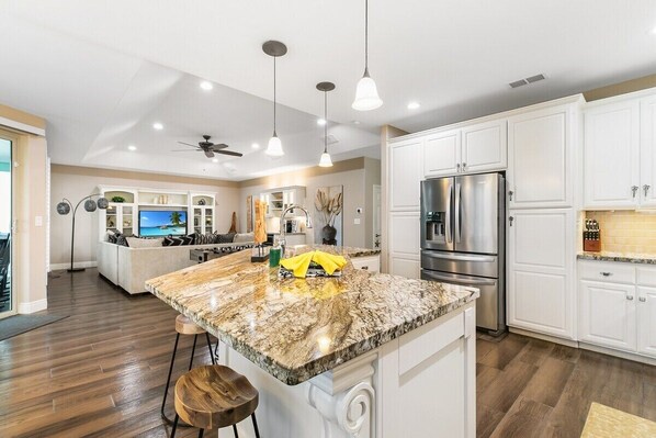 Interior - Walk to Bay & Beach! Private Pool! Foosball! Games (South Padre Island)