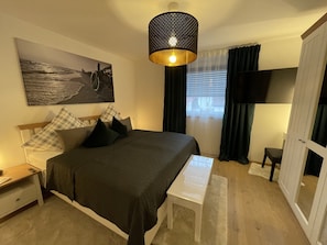 1 soverom, strykejern/-brett, reiseseng for barn og wi-fi (inkludert)