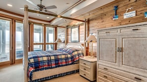 House, Multiple Beds