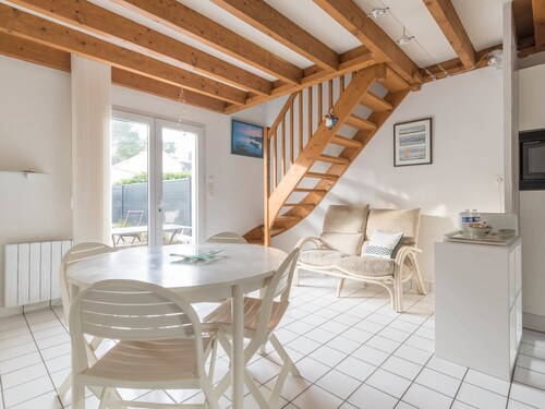 Maison fonctionnelle avec terrasse proche mer