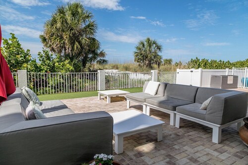 Beachfront Beauty at Sunset Vistas