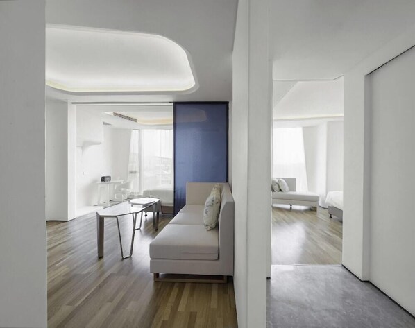 Living area - Fly Zoo Hotel (Hangzhou)