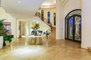 Immagine non classificata, 5 di 50, pulsante