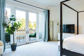 Luokittelematon kuva, 5 kautta 50, painike