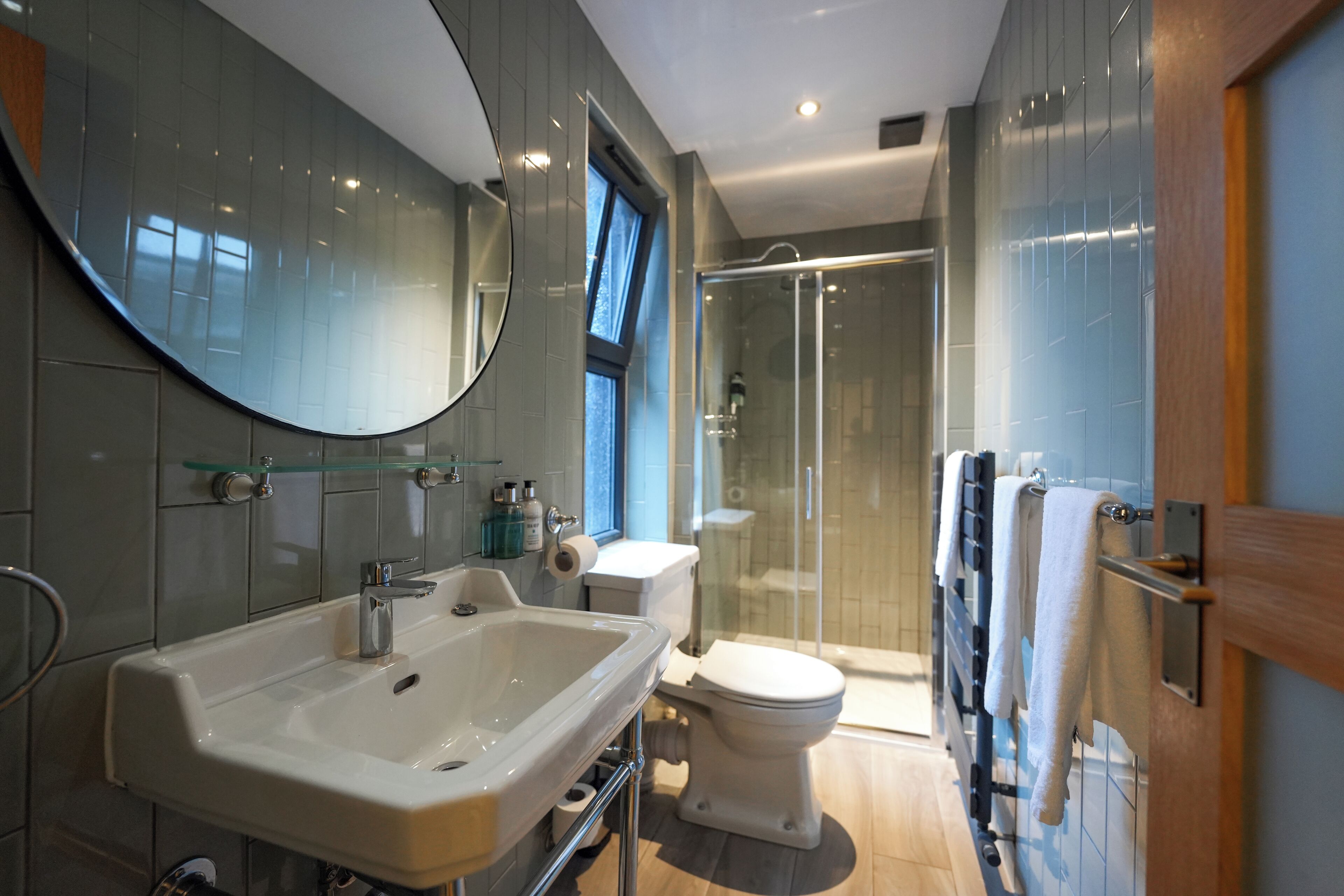 Standard Double Room | Bathroom