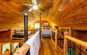 2 bedrooms, free WiFi, bed sheets, wheelchair access
