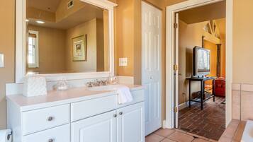 Rumah, Beberapa Tempat Tidur, dapur | Kamar mandi | Handuk dan sampo