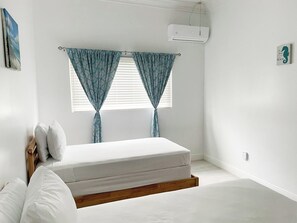 2 bedrooms, desk, iron/ironing board, free WiFi