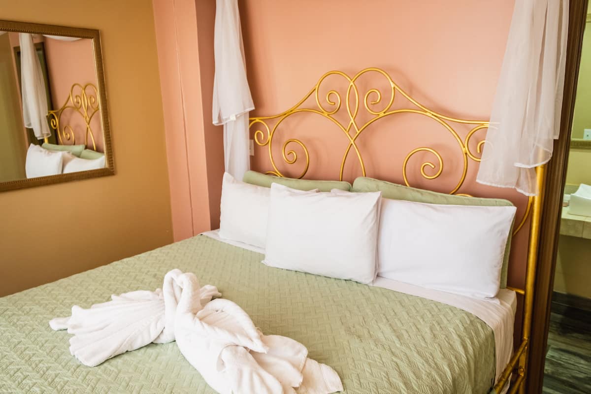 Suite | 1 habitación, tabla de planchar con plancha, wifi gratis y ropa de cama