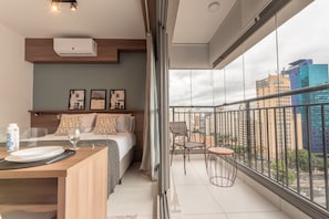 Studio, 1 Double Bed | Hypo-allergenic bedding, individually decorated, free WiFi, bed sheets