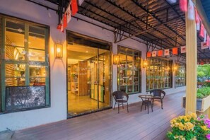 Coffee shop - Hantang Hotel (Taining)