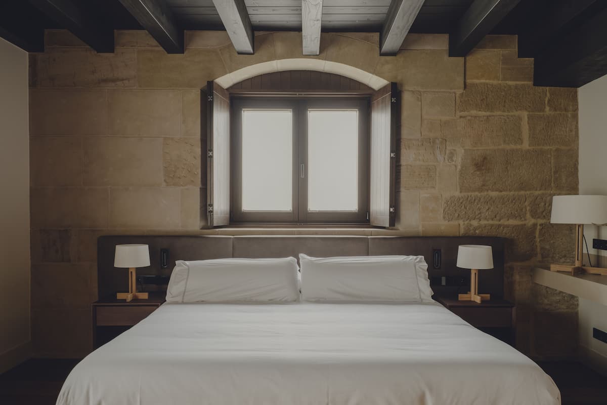 Chambre Deluxe double, accessible aux personnes à mobilité réduite, non-fumeur | Literie de qualité, couette en duvet