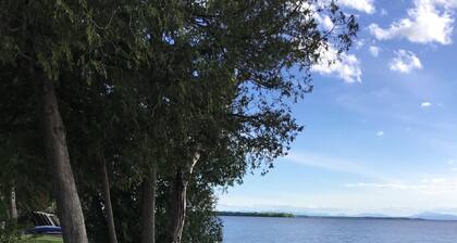 Lakefront Three Bedroom Cottage