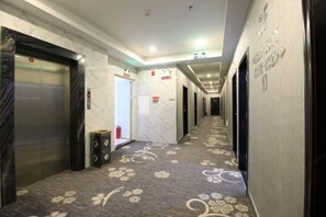 Interior - Moon Theme Hotel (Zhuhai)