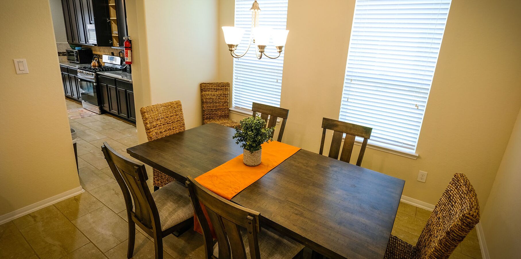 غرفة لتناول الطعام