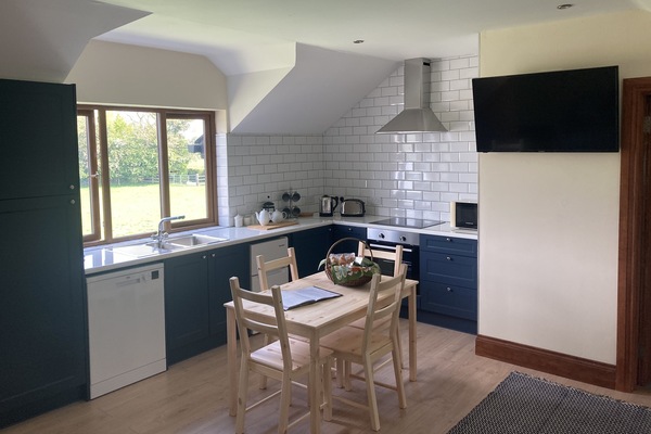 Refrigerador, microondas, horno, lavavajillas