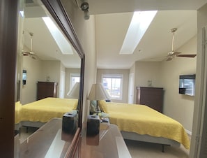 2 Schlafzimmer, BĂŒgeleisen/BĂŒgelbrett, kostenloses WLAN, BettwĂ€sche