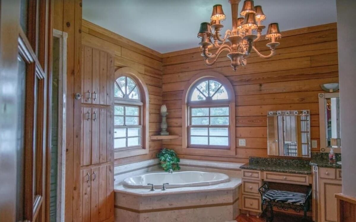 Bathtub, hair dryer, towels, soap