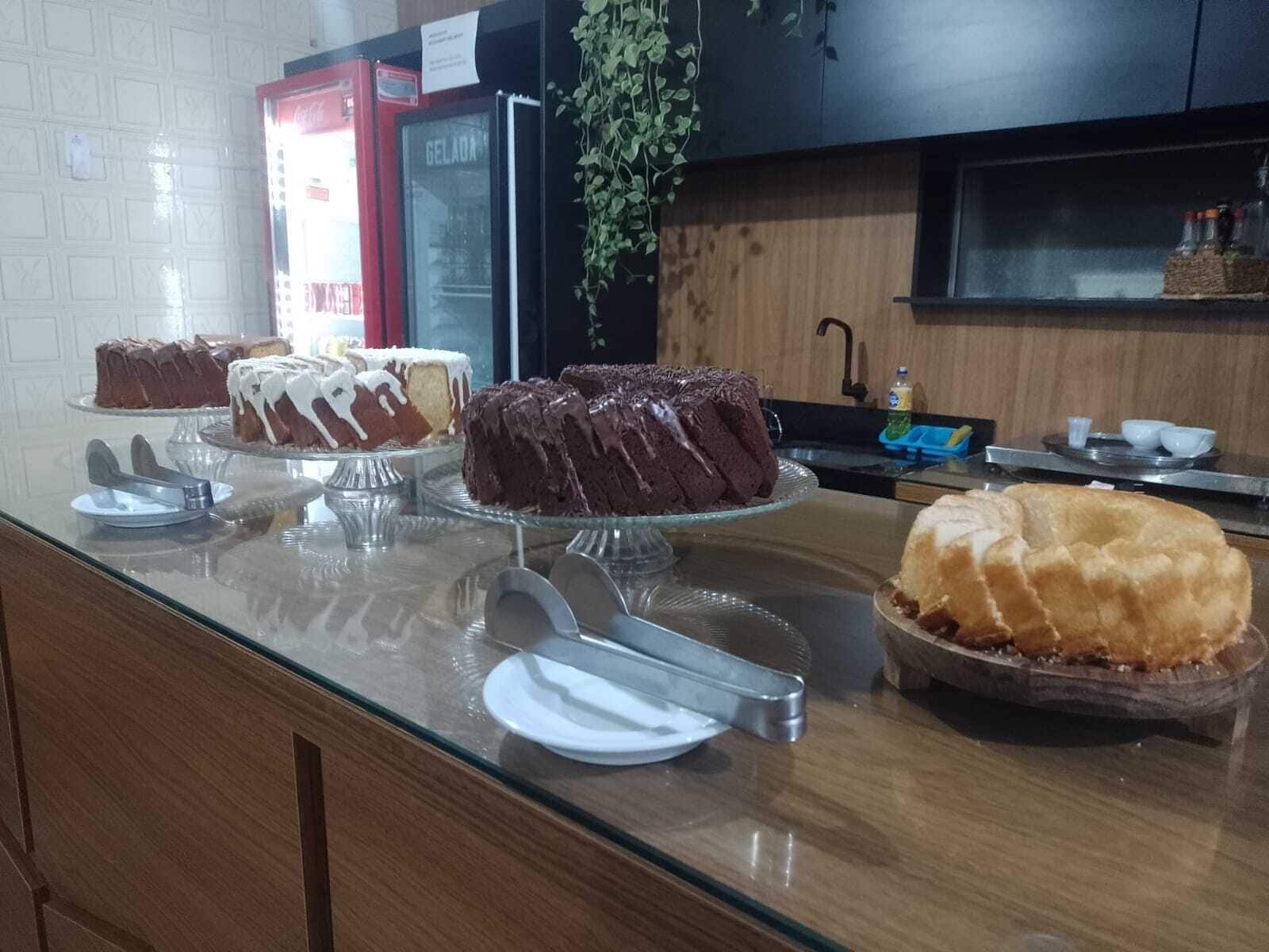 Kopi dan/atau pembancuh kopi