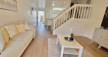 Tranquil Townhouse 🏡💤 - A peaceful retreat that promises restful slumber