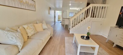 Tranquil Townhouse 🏡💤 - A peaceful retreat that promises restful slumber