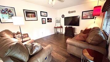 Smart TV, books, music library, stereo