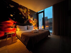 Quarto standard | Frigobar, cofres nos quartos, escrivaninha