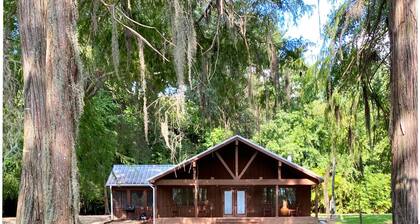 New Cabin on Lake Enterprise in Wilmot Arkansas 