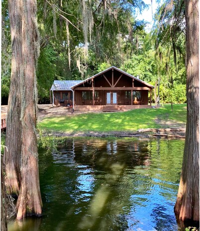 New Cabin on Lake Enterprise in Wilmot Arkansas 