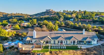 16+ , A Spa and Second unit for more Additional Accommodation