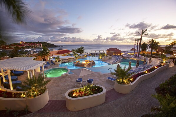 3 outdoor pools
