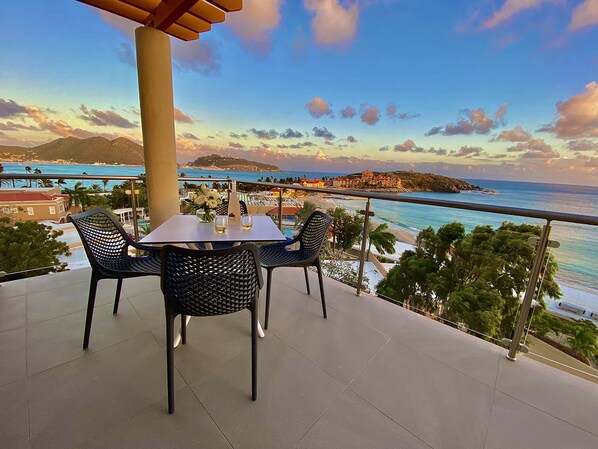 Premium Suite, 1 King Bed with Sofa bed | Terrace/patio - Oceans at Divi Little Bay (Philipsburg)