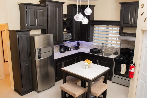 Fridge, microwave, oven, stovetop
