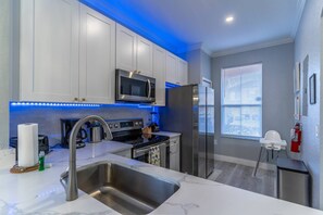 Private kitchen - 243 Regal Palms (Davenport)