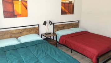 4 Schlafzimmer, Bügeleisen/Bügelbrett, Reisekinderbett, WLAN