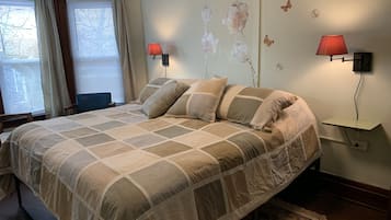 3 slaapkamers, een bureau, een strijkplank/strijkijzer, gratis wifi