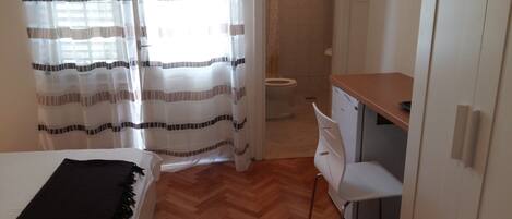 1 Schlafzimmer, Bügeleisen/Bügelbrett, Reisekinderbett, kostenloses WLAN