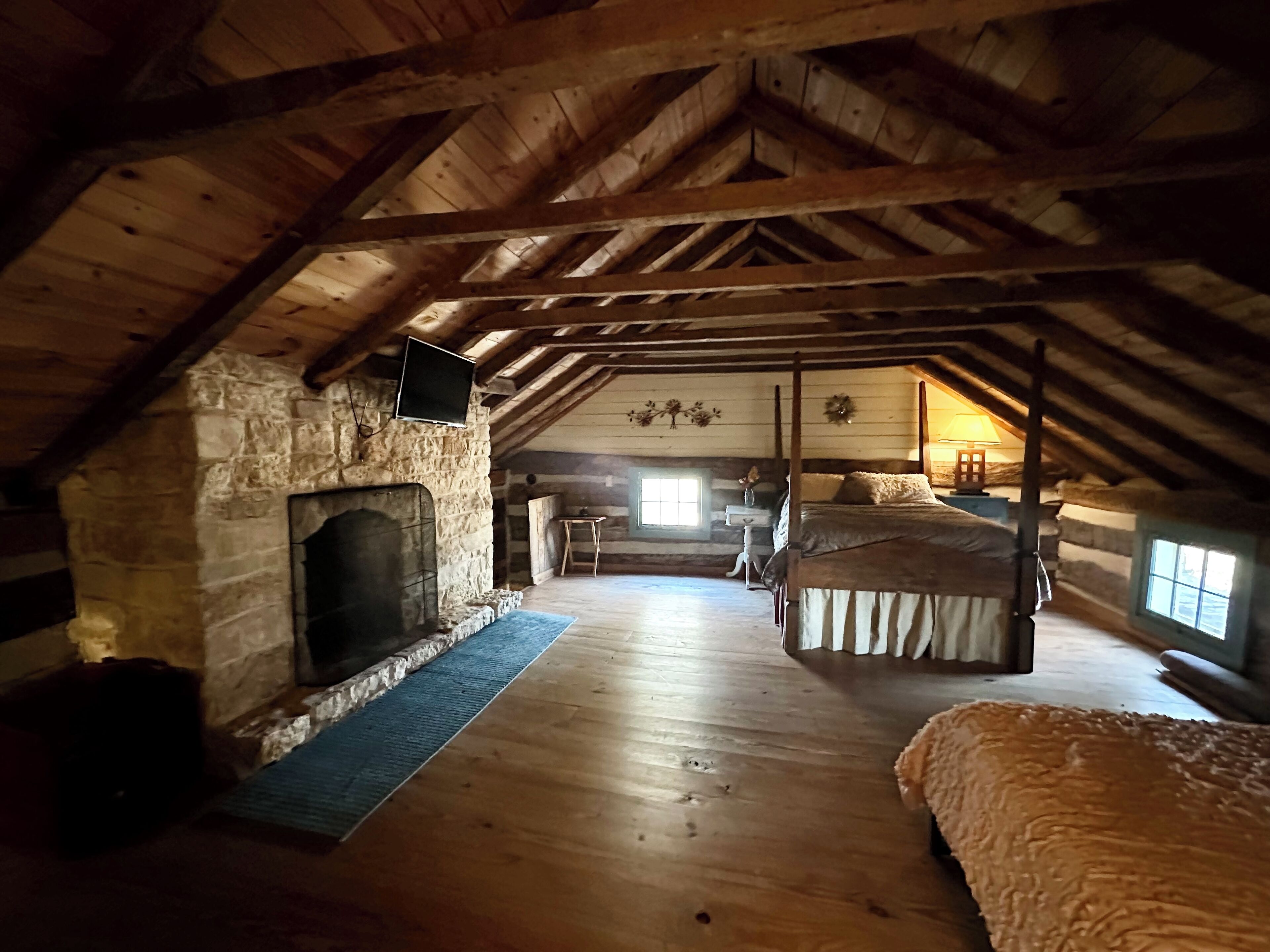 5 bedrooms, iron/ironing board, travel crib, free WiFi