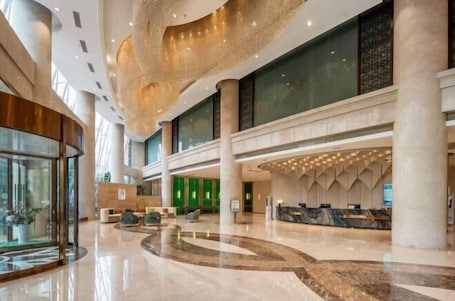 Lobby lounge. Long Teng International Hotel