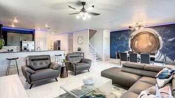 Smart-TV, Videospiele, Tischfußball