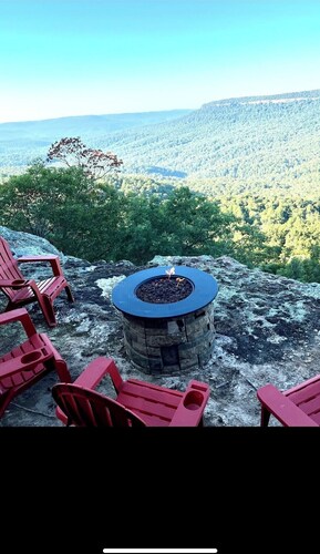 Private & Cozy Ozark Mnt Cottage near BNR, Jasper, Boxley HRSN & hiking.  VIEW