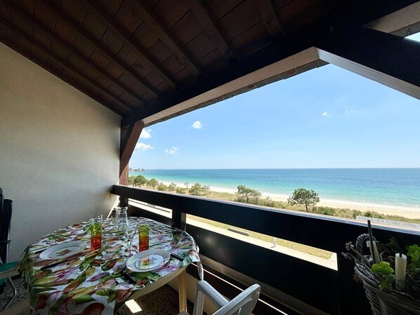 Outdoor dining - Carnac Studio Cabine Deux Personnes Face mer (CARNAC)