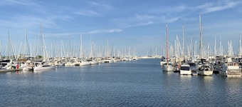La Vie en Rose is 2 bedroom Home with Bay Views