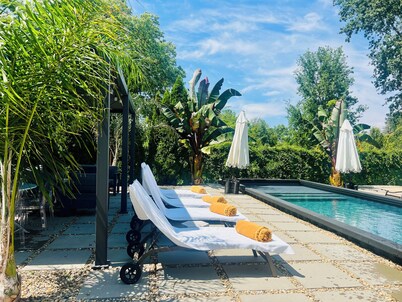 Walk to Downtown Healdsburg--Luxury Healdsburg Vacation Rental